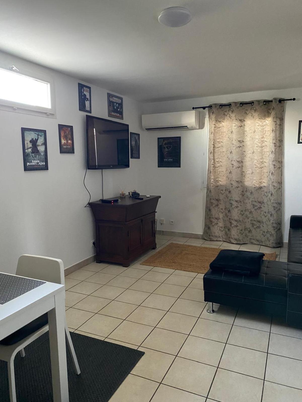 Апартаменты Agreable Rez De Jardin Avec Piscine Et Jacuzzi Червионе Экстерьер фото