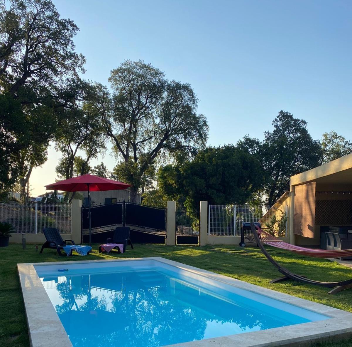 Апартаменты Agreable Rez De Jardin Avec Piscine Et Jacuzzi Червионе Экстерьер фото